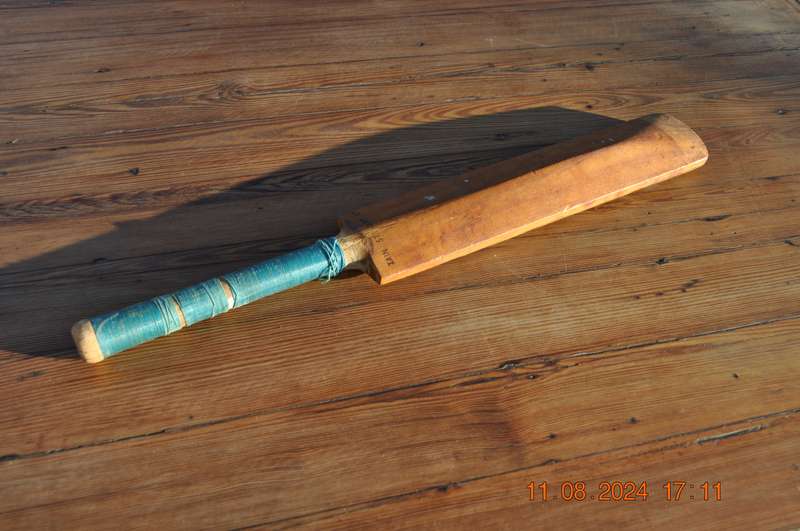 Vintage Stuart Surridge Oval Super Cover Cricket Bat