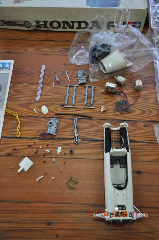 Vintage Tamiya Honda F-1 No 13 Model Kit Car