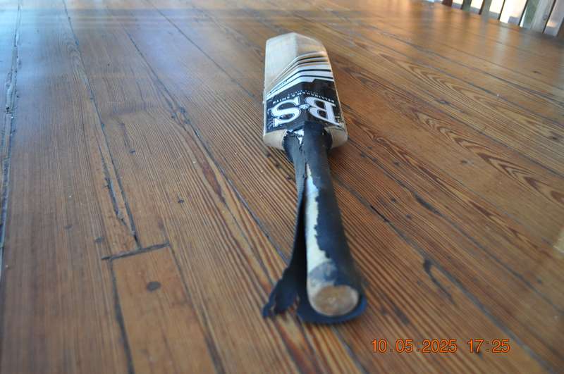 Kids B&S Size 1 Cricket Bat (ages 4 to 5)