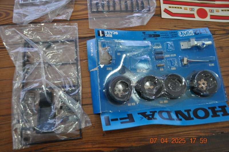 Vintage Tamiya Honda F-1 No 13 Model Kit Car