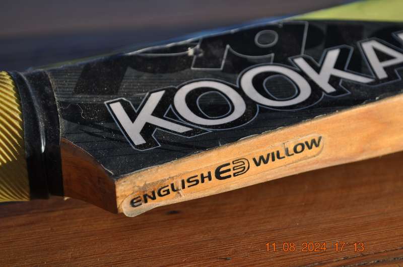 Kookaburra Blade 350 SH Cricket Bat