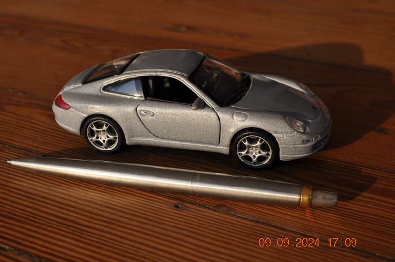 Welly Posh Model Car
