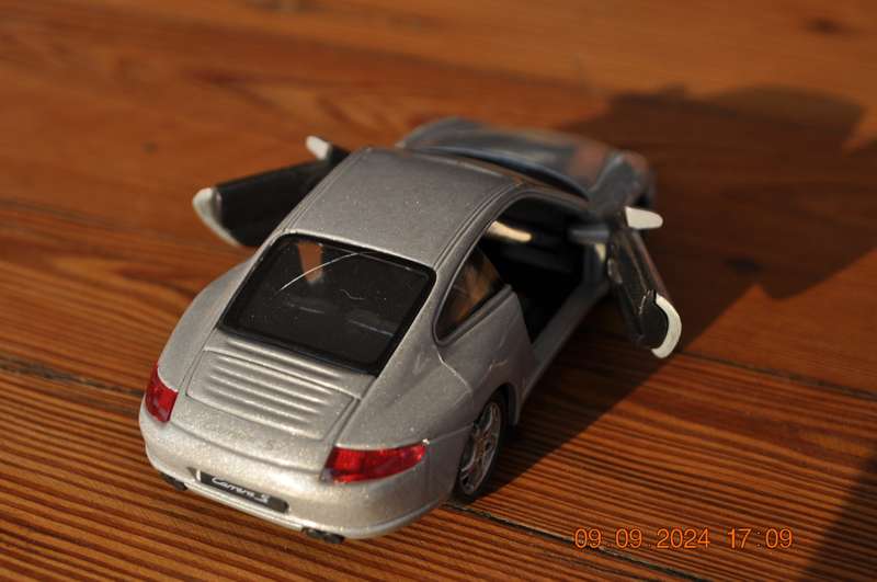 Welly Posh Model Car