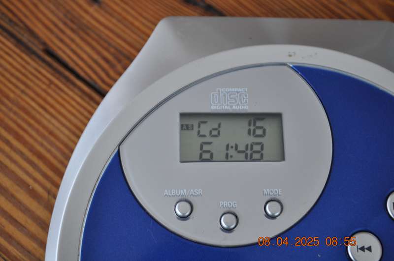 Sanyo CD Mp3 Walkman CD Player (working)
