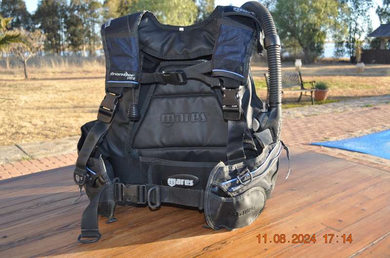 Mares Frontier Vera Scuba BCD Size Large