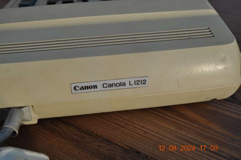 Vintage Canon Canola Calculator