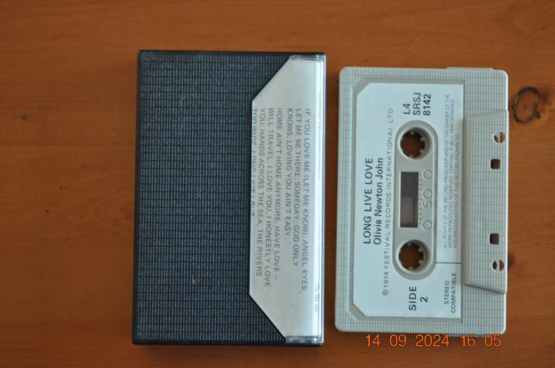 Olivia Newton John - Long Live Love (Cassette)
