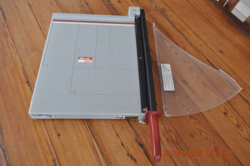 Paper Cutter Guillotine 10 Sheet