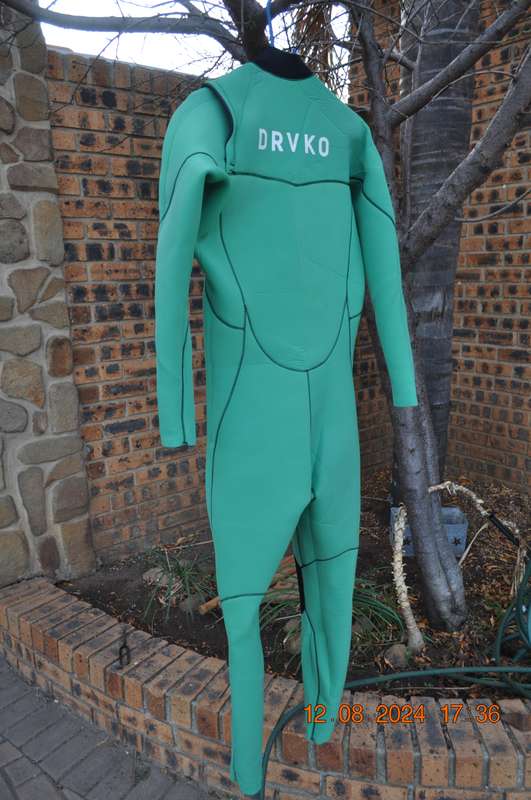 DRVK Neoteric 4.3 Wetsuit Mens Cut Size Large