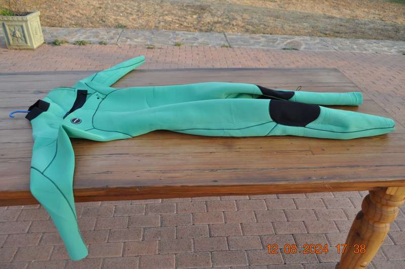 DRVK Neoteric 4.3 Wetsuit Mens Cut Size Large