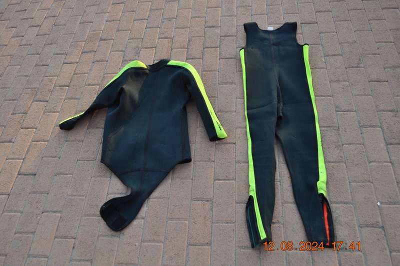Reef Two Piece Scuba Wetsuit 5mm ML