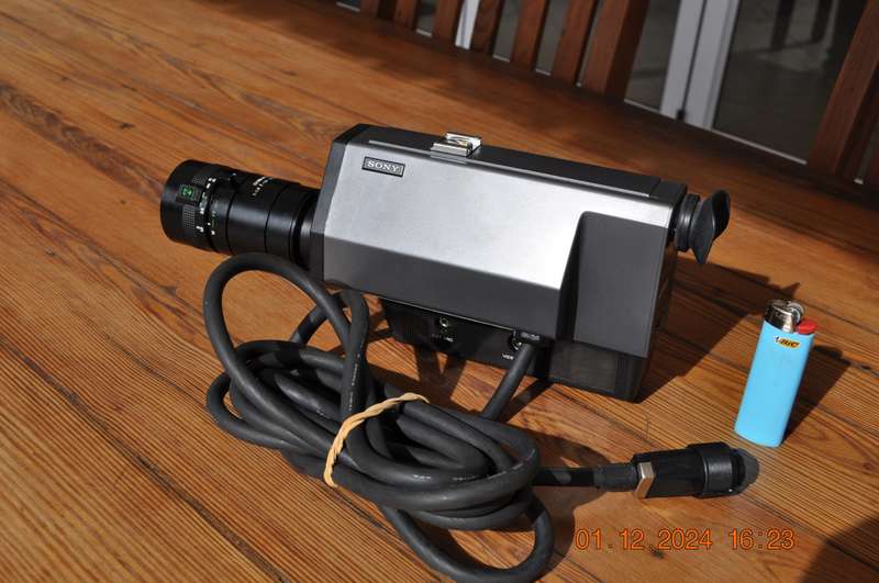 Vintage Sony Video Camera HVM-100CE With Lens (not tested)