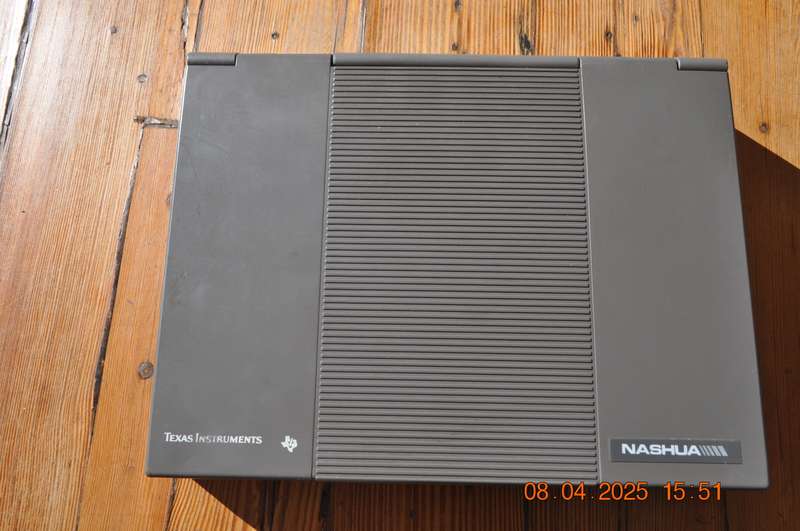 Vintage Texas Instruments 386SX Notebook Computer