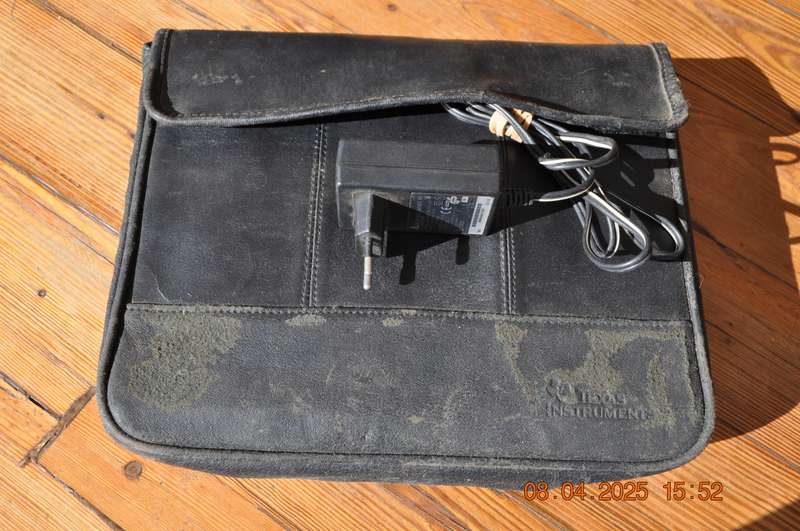 Vintage Texas Instruments 386SX Notebook Computer