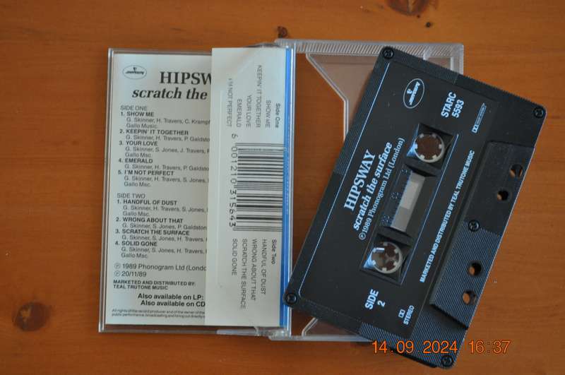Hipsway - Scratch The Surface  (Cassette)