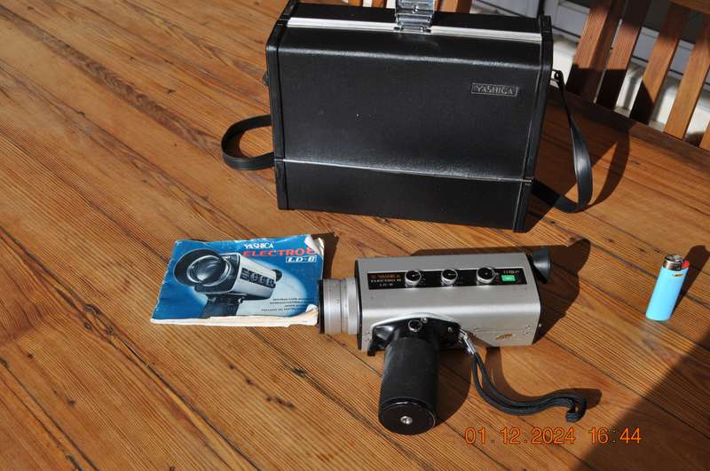 Vintage Yashica LD-6 Old 8mm Movie Camera