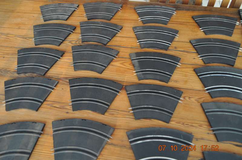 Scalextric Grand Prix Road Racing Set (incomplete)