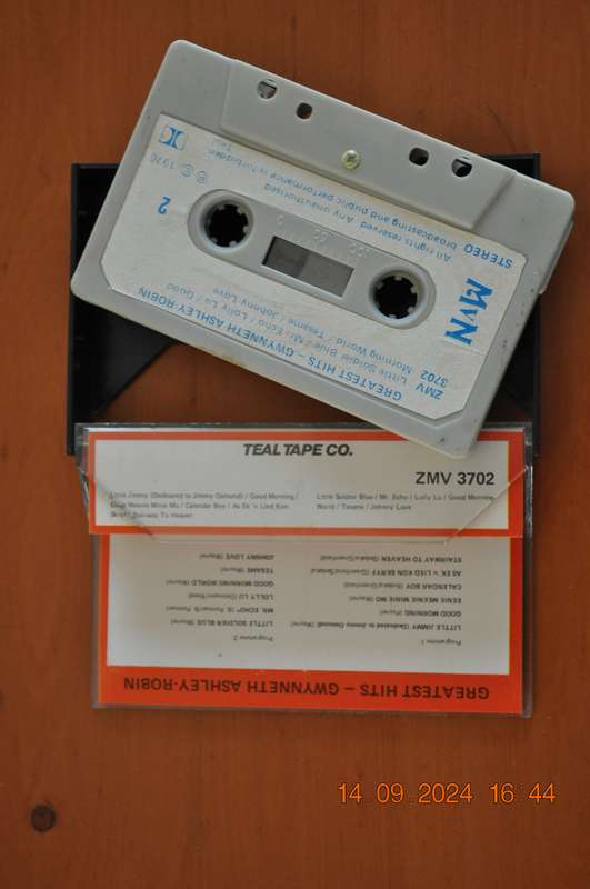 Gwynnech Ashley Robin - Greatest Hits (Cassette)