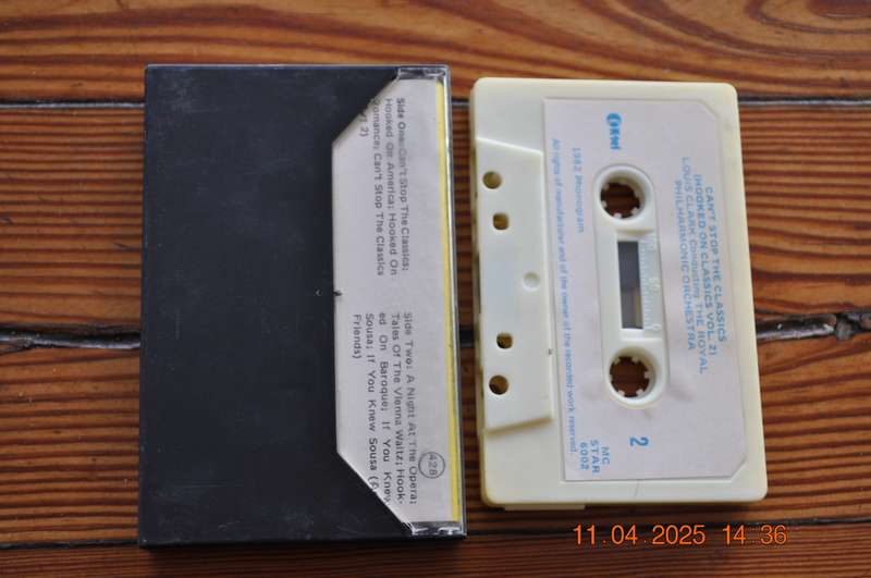 Hooked On Classics 2 (Cassette)