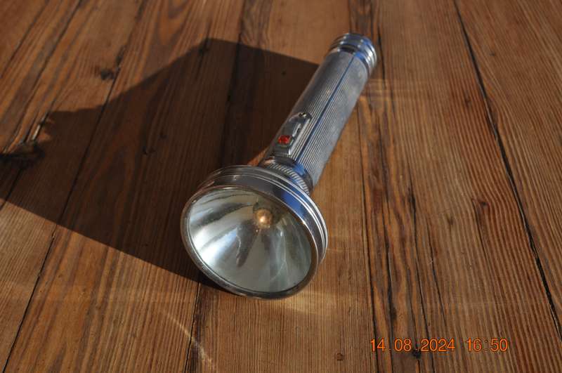 Vintage Petrel Flash Light Working