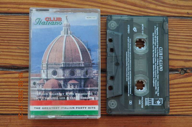 Club Italiano - The Greatest Italian Party Hits (Cassette)