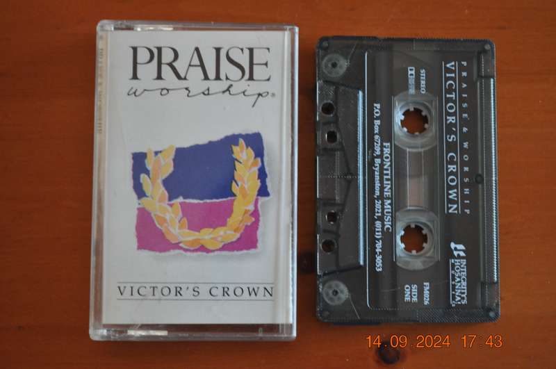 Praise & Worship - Victor's Crown (Cassette)