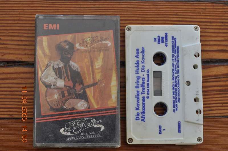 Die Kavalier - Bring Hulde Aan Afrikaanse Treffers (Cassette)