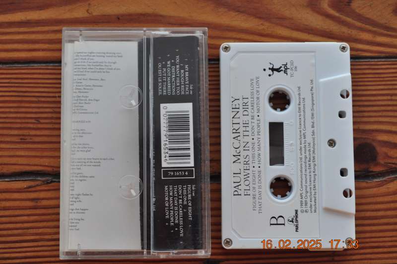 Paul McCartney - Flowers In The Dirt (Cassette)