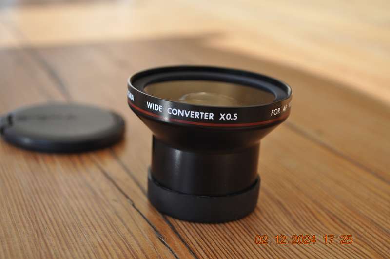 Sigma Wide Converter Lens For AF Video Camera