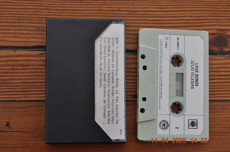 Julio Iglesias - Love Songs (Cassette)
