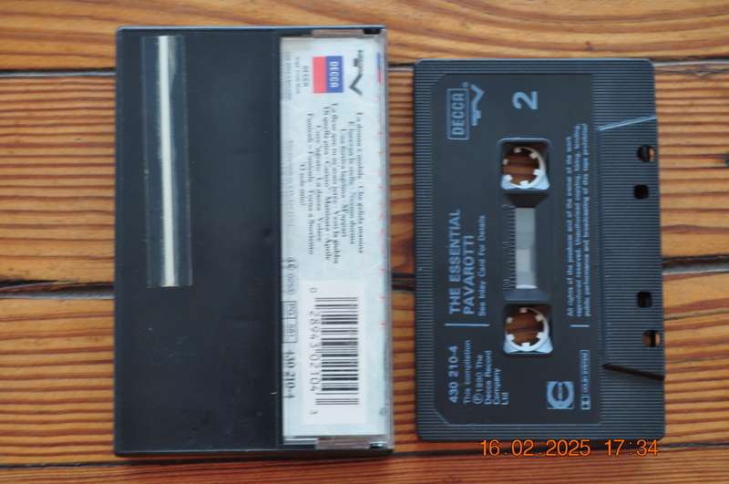 Pavarotti - The Essential (Cassette)