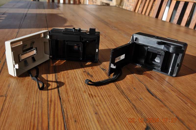 Vintage Kodak 35mm Film Cameras X 2 As Is