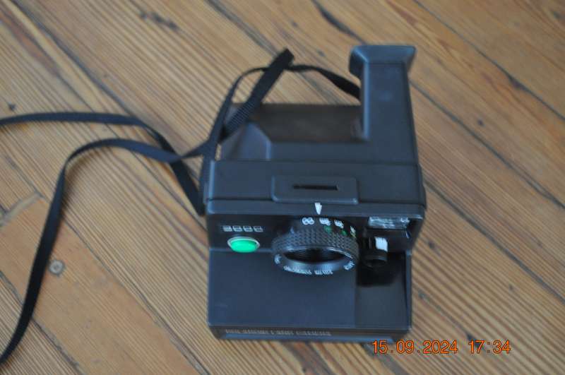 Polaroid 3000 Land Camera (not tested)