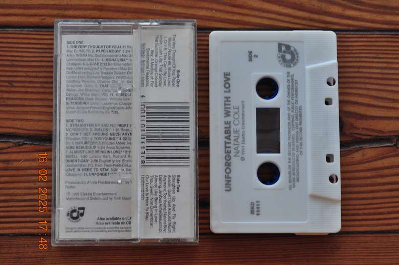Natalie Cole - Unforgettable With Love (Cassette)