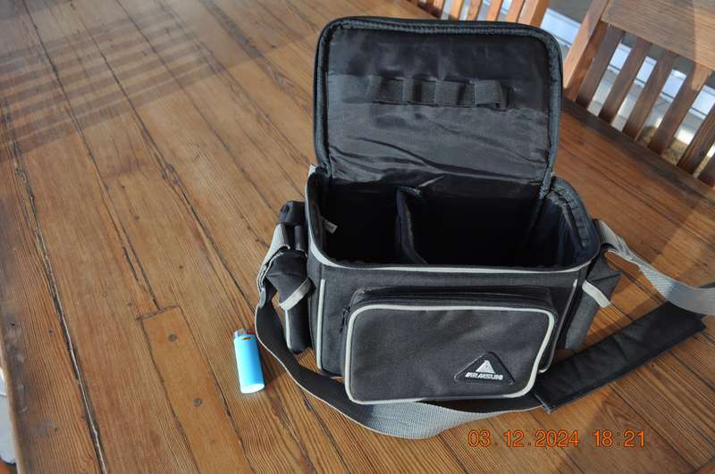 AR Msuni Shoulder Camera Bag