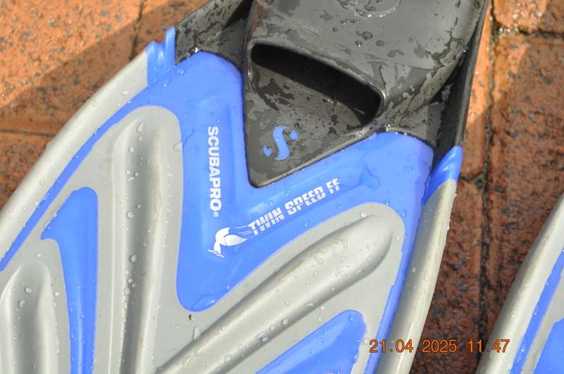 Scubapro Twin Speed FF Diving Fins (size 8-9)