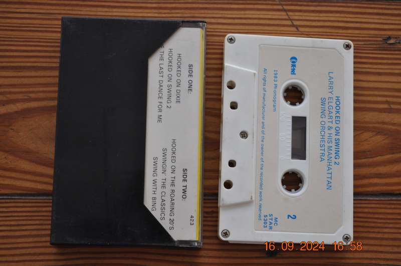 Larry Elgart & His Manhattan Swing Orchestra - Hooked On Swing 2 (Cassette)