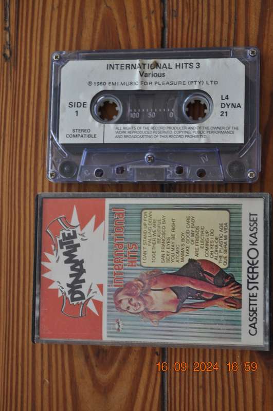 International Hits 3 - Various (Cassette)