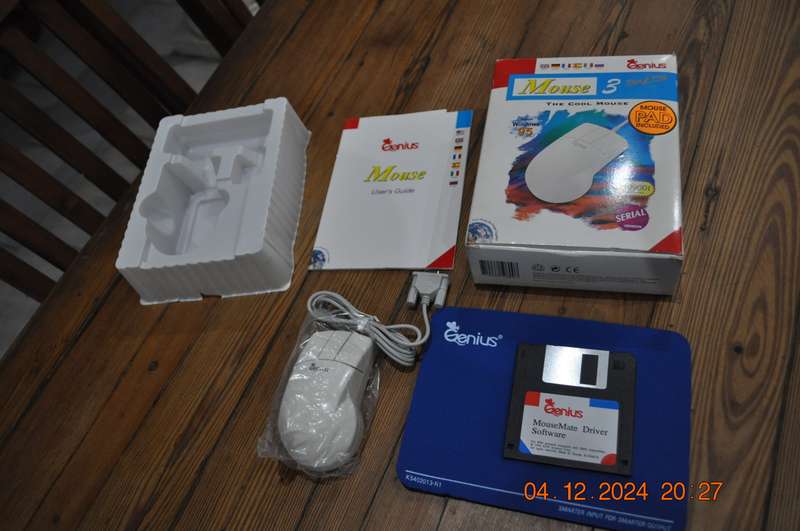 Vintage Genius Serial Mouse