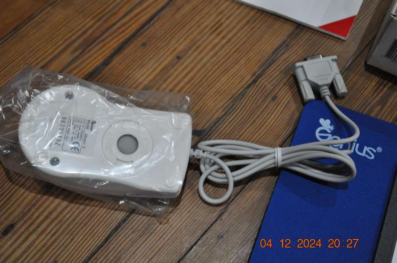 Vintage Genius Serial Mouse