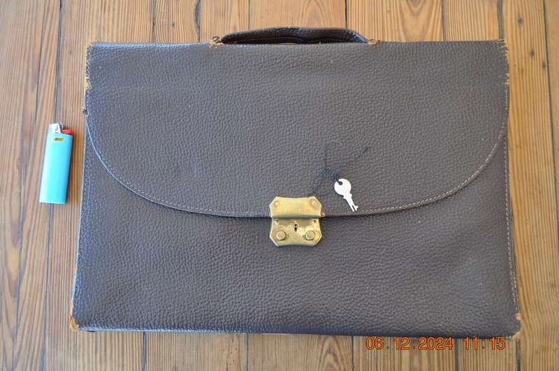 Vintage Leather Document Case With Key