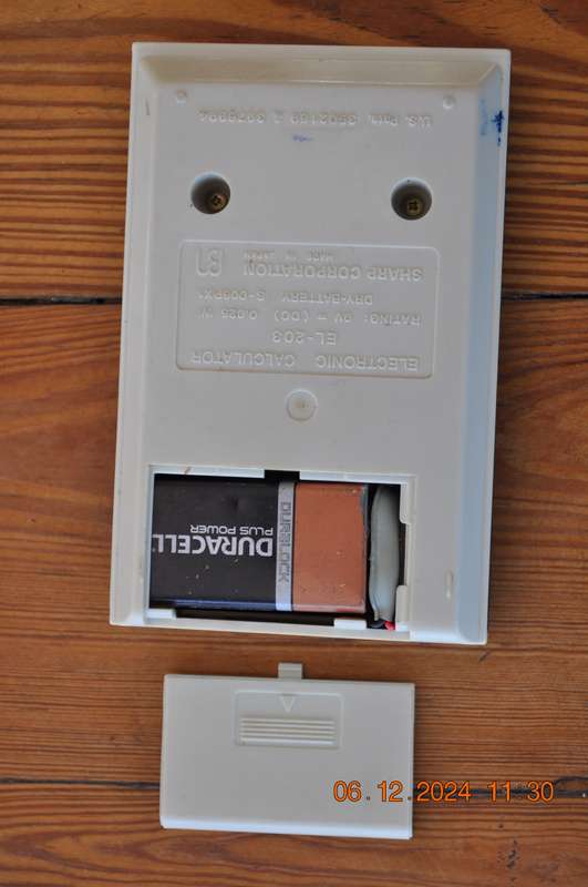 Vintage Sharp Elsi Mate EL-203 Calculator