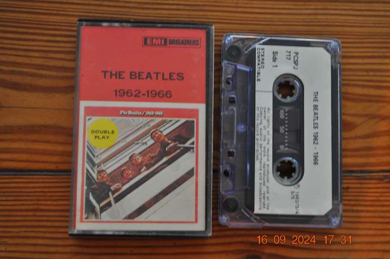 The Beatles - 1962-1966 (Cassette)