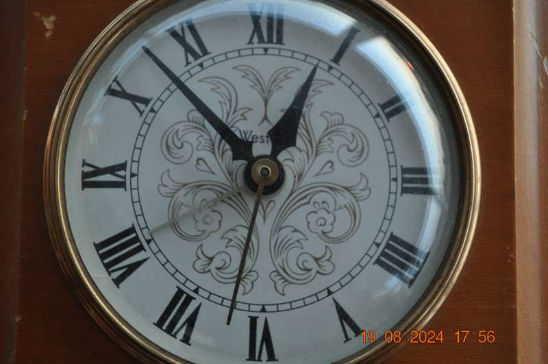 Vintage 1950s Westclox Sheraton Electric Clock