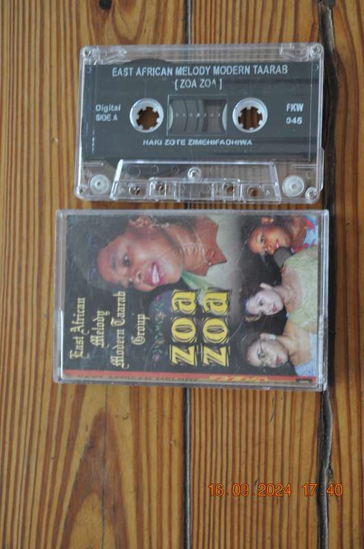 East African Melody Modern Taarab Group - Zoa Zoa (Cassette)