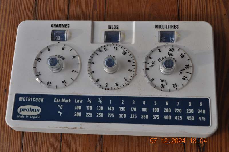 Vintage Probus Metricook Kitchen Converter