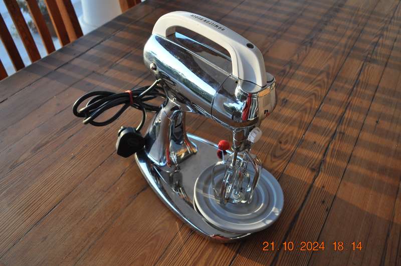 Vintage Hamilton Beach Mixer