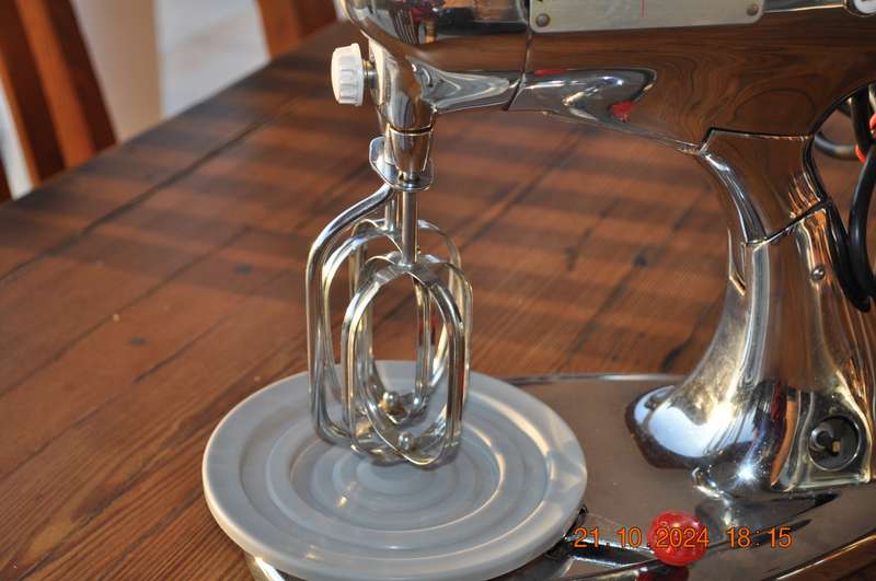 Vintage Hamilton Beach Mixer
