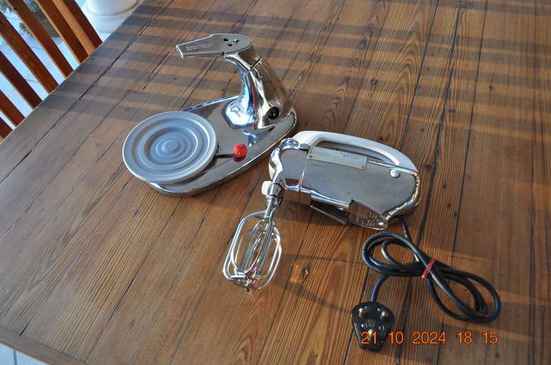 Vintage Hamilton Beach Mixer
