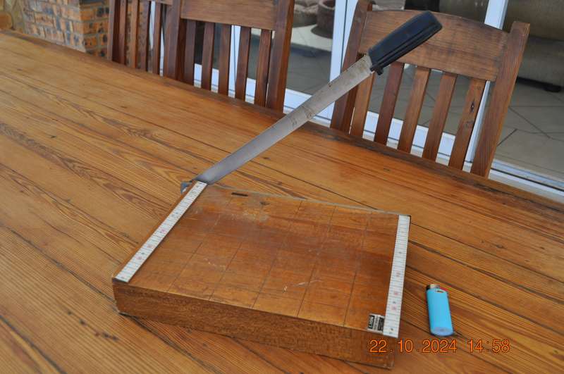 Vintage Lion Paper Trimmer Cutter